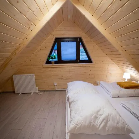 Na Podgorzu Tatil Evi *